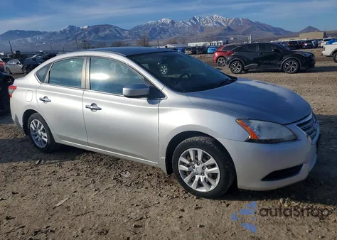 2015 Nissan Sentra S z USA, uszkodzony, nr VIN 3N1AB7AP2FY256290
